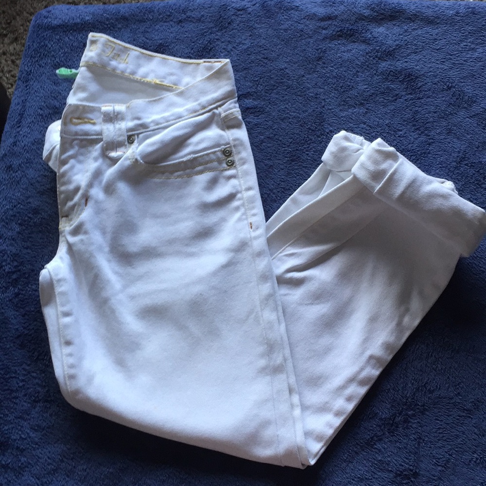 White Abercrombie and Fitch Jeans